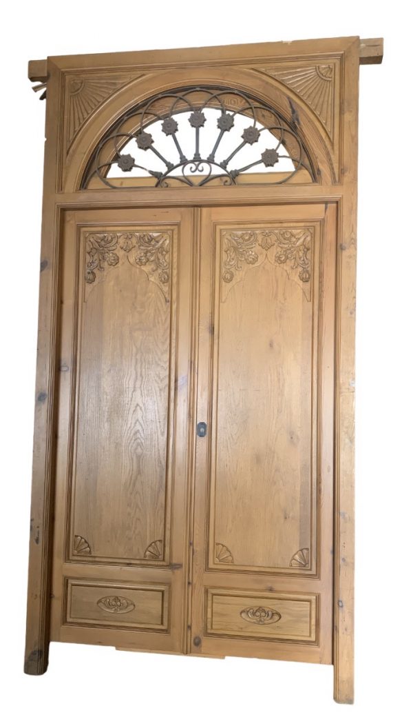 Puerta/portón antiguo de madera de castaño