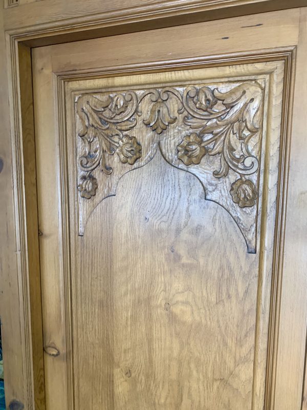 Puerta/portón antiguo de madera de castaño